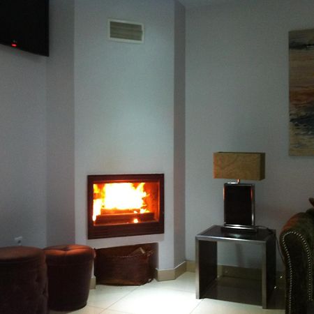 Hotel Katia Chaves Bagian luar foto