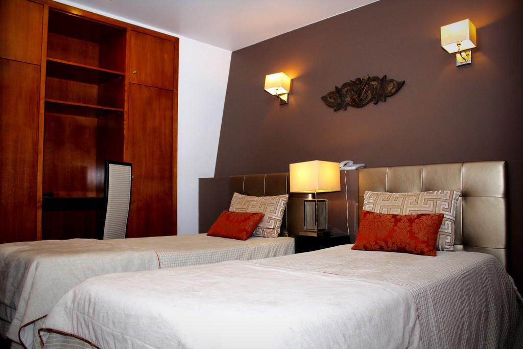 Hotel Katia Chaves Bagian luar foto